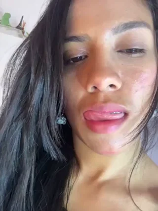 helen_vidall thumbnail