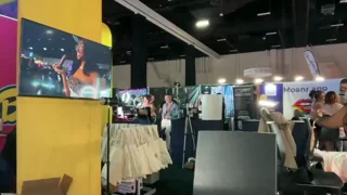 peacheekitty thumbnail